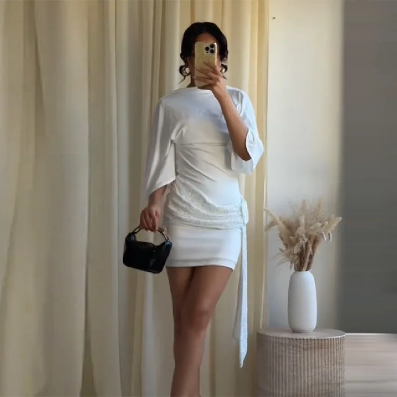 

Изысканное элегантное облегающее мини-платье с расклешенными рукавами от дизайнеров: шикарное женское платье для вечеринок, свиданий и утонченных образов