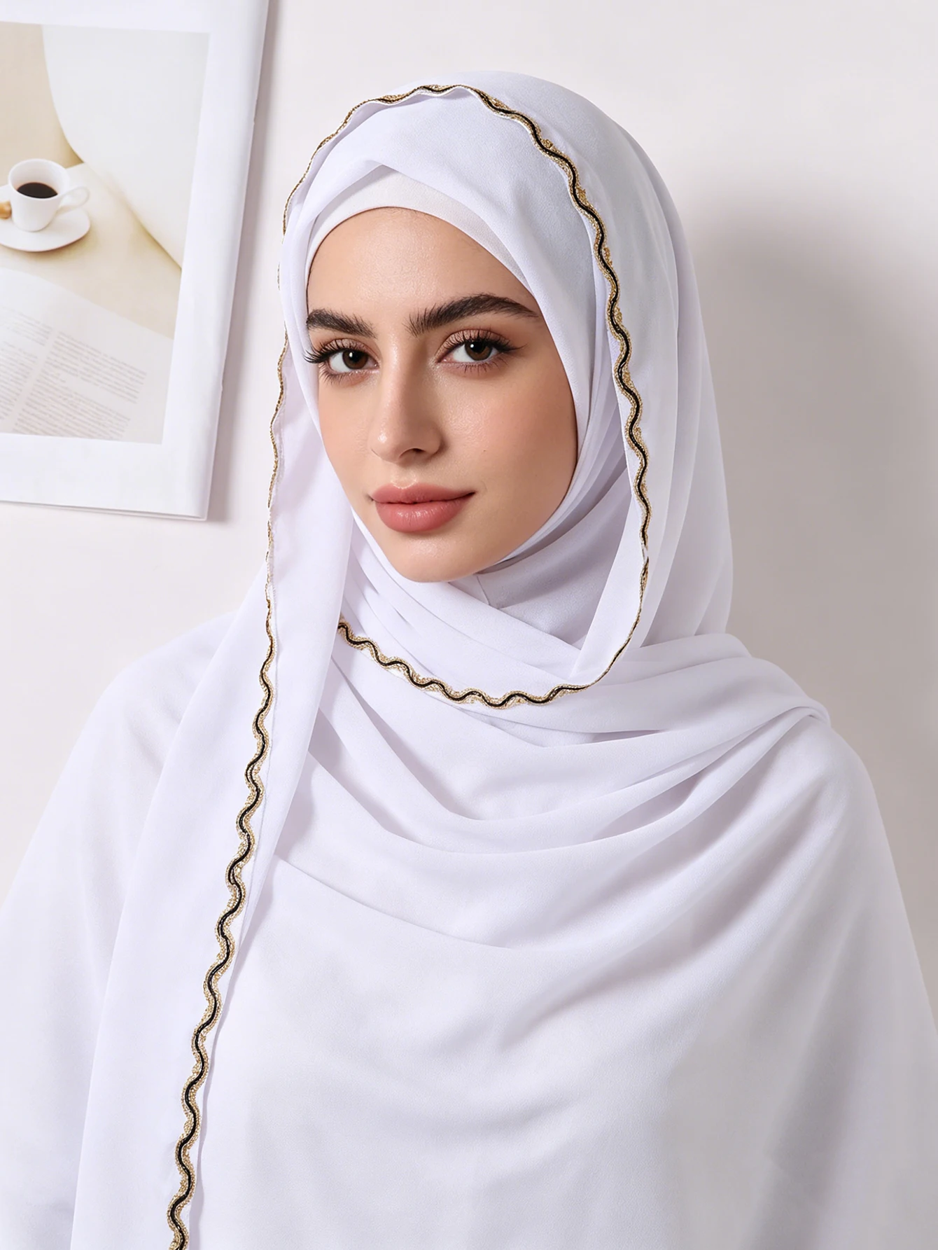 Luxury Wavy Golden Edge Hijab Women Plain Scarf Shawl Wrap Muslim Headband Female Islamic Head Cover Voile Femme Foulard