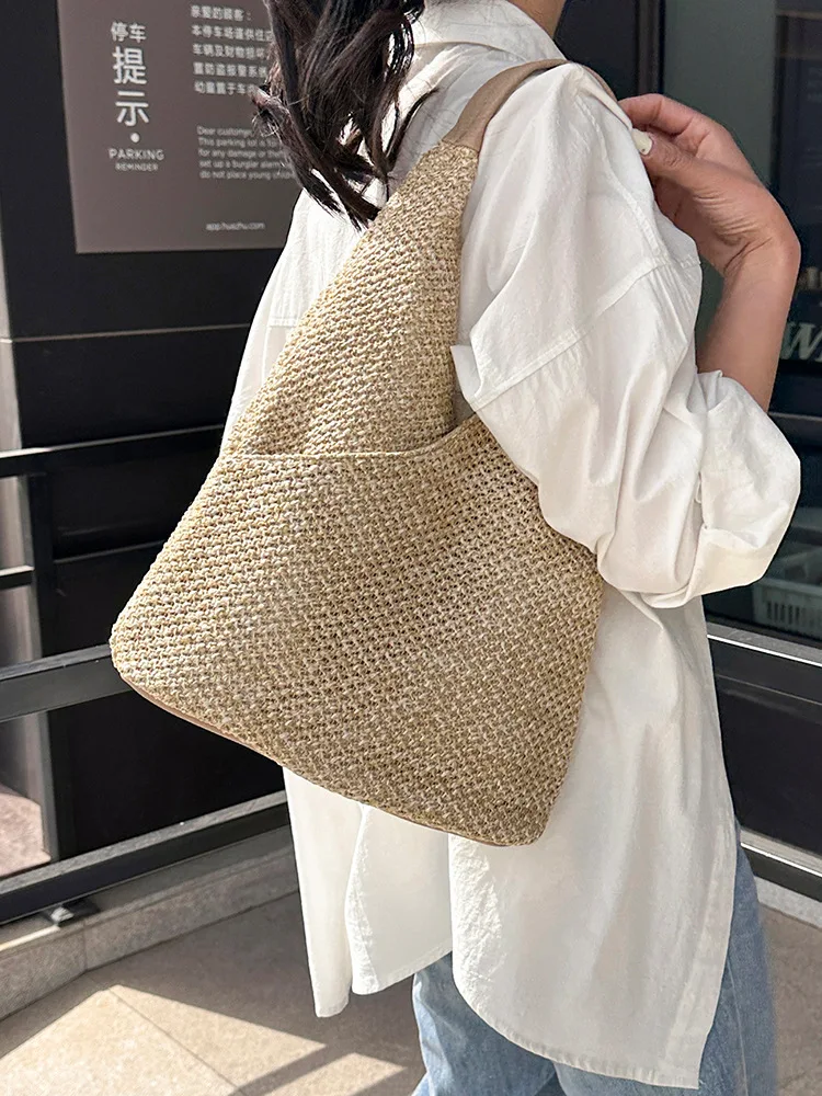 Summer Grass Woven Underarm Bag For Women New Trendy Large Capacity Commuting Tote Bag Texture One Shoulder Beach Bucket Bag