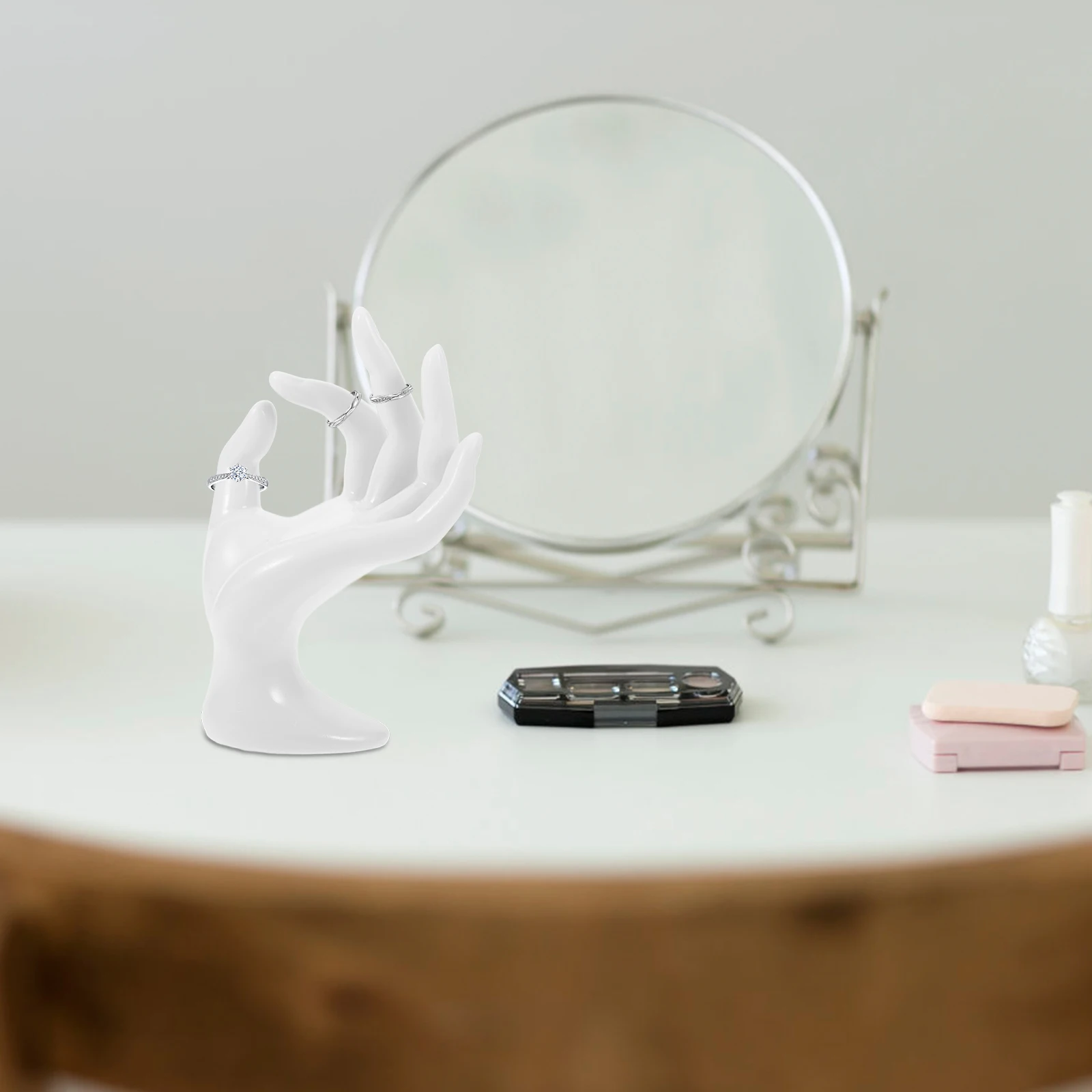 

Plastic Hand Mold Ring Holder White Color Jewelry Display Stand for Desktop Vendors Store Decorative Necklace Bracelet