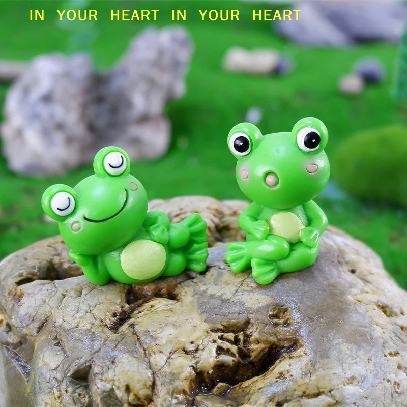 【X】Waterproof Resin Frog Miniature Non-Toxic Mini Animal Figurine for Car Interior Home Bookshelf Garden Decoration