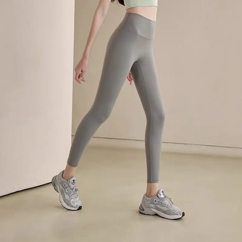 طماق الرياضة النساء معزول الجلد طالب عارية الوركين هرول التطريز فضفاض Bootcut الحرارية متقلب ماتي الخامس قطع جميلة الصلبة