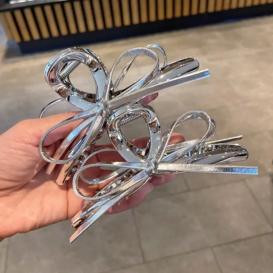 

Cold-Style Silver Bow Large Hair Claw, Bow Shark Clip For Updo At The Back Of The Head, Hair Clip