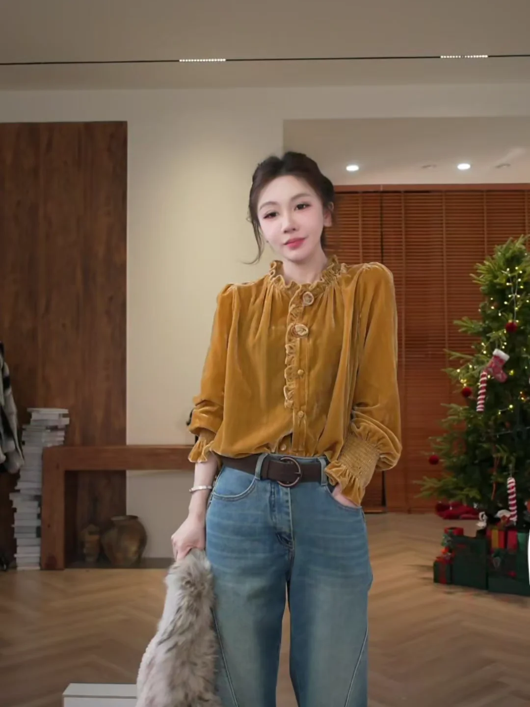 

Шелковый бархатный женский жакет с рюшами, осенне-зимняя модная рекомендация от Bai Xue, длинный рукав, на пуговицах