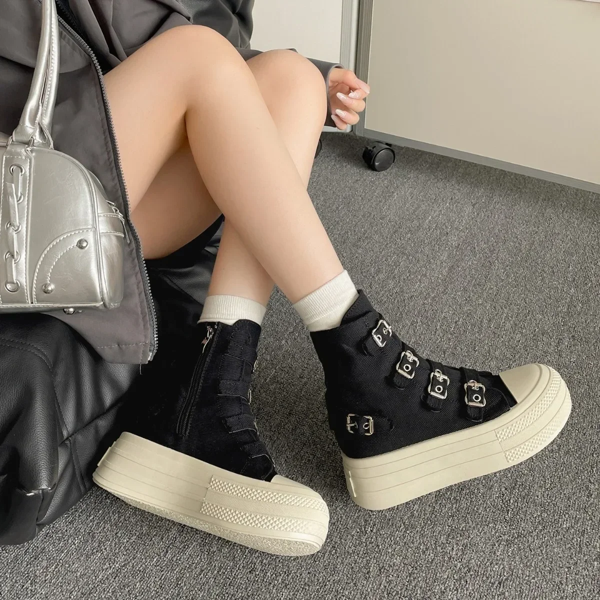 

Thick Soled Retro High Top Canvas Shoes, 2025 Autumn New Round Toe Casual Canvas Shoes, Comfortable and Non Slip Board Shoes