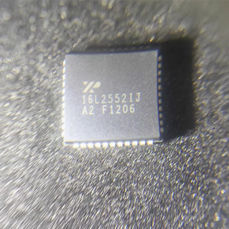 

Xr16L2552Ij Brand New Original Plcc44 Exar/Akejia
