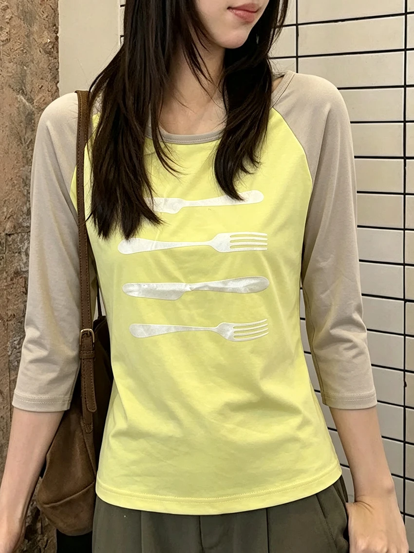 Ladies Fashionable Wide Neck 3/4 Sleeve Raglan Tee Aesthetic Cutlery Fork Knife Print Color Block Patchwork Casual Women T-shirt