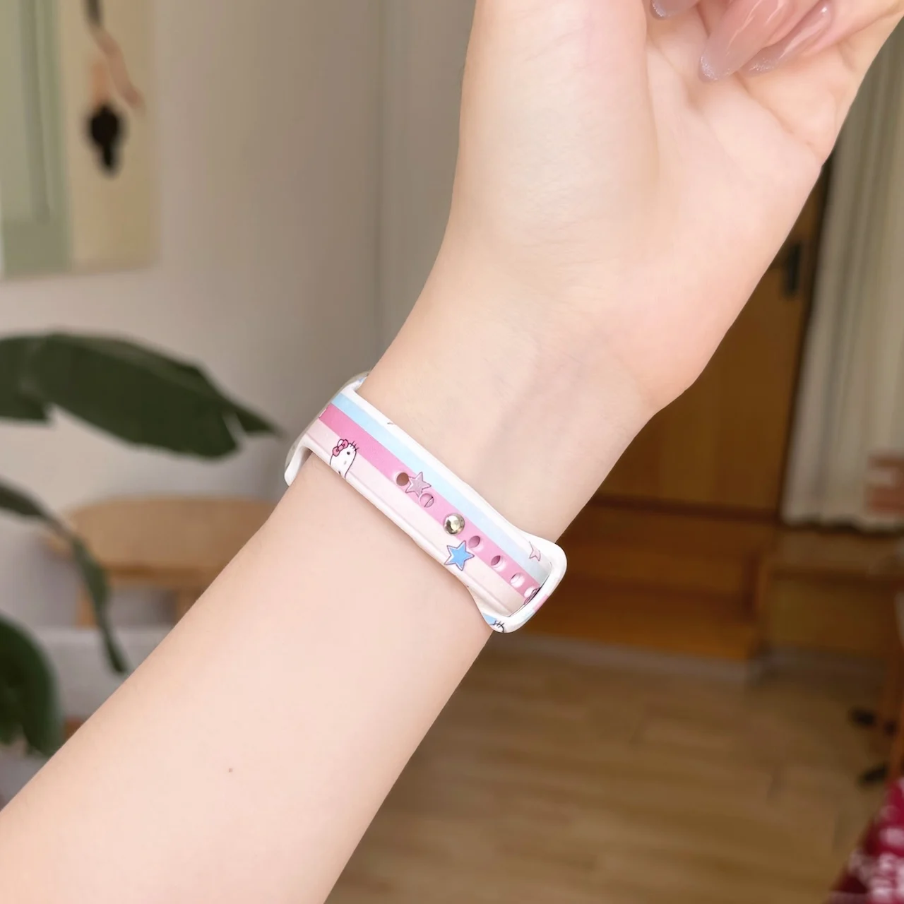 Slim Waist Cartoon Print Silicone Strap for Apple Watch 38/40/41/42/44/45/49mm Kawaii Kitty Pastel Wristband for iWatch Series view 6