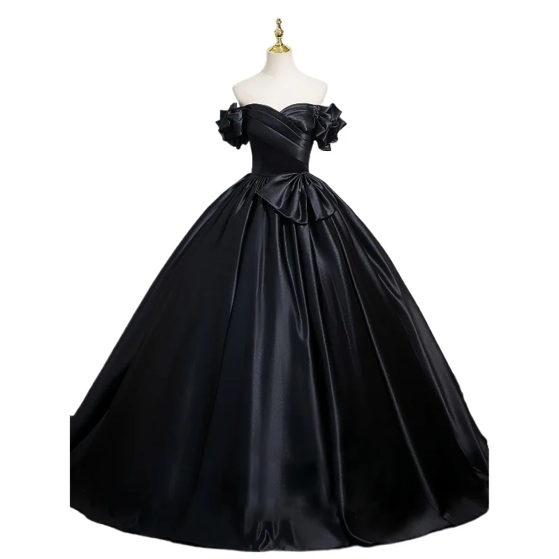 2026 Zomerjurk voor dames, nieuwe zwarte satijnen sexy jurk met één schouder, modieus, slanke pasvorm, lange jurk met rugband