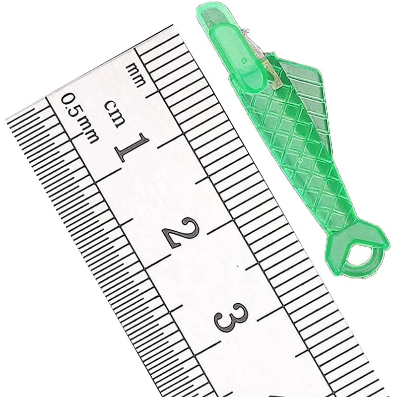 Small fish type sewing needle device sewing machine needle threading device lead device simple needle threading