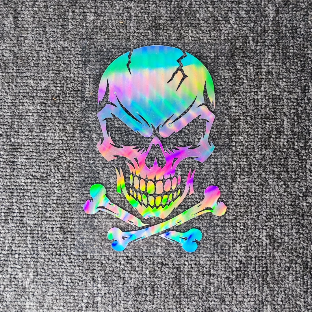 Skulls Crossbones Reflective Decals Car Stickers For Fuel Tank Cap Door Window Trunk Motorcycles Laptop Computer Case