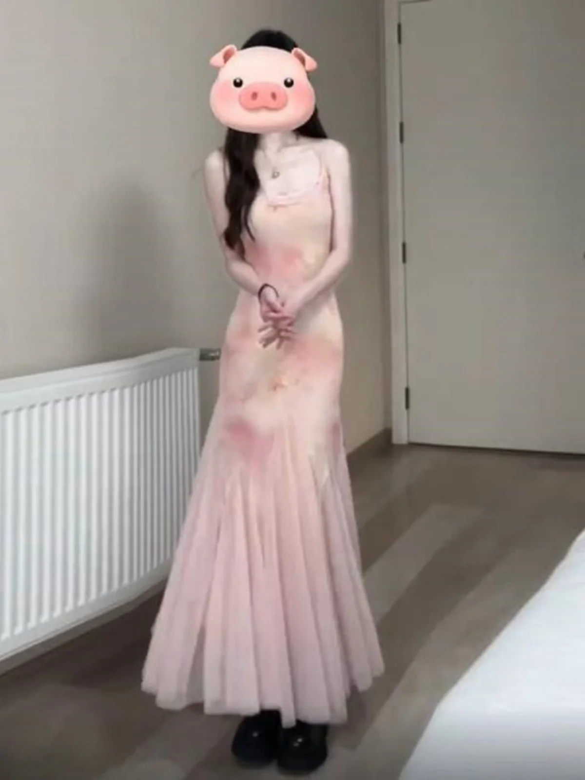 Elegant Sea Side Vacation Style Fairy Skirt with Mesh And Fish Tail Design Beautiful Long Dress for Women in Spring Summer