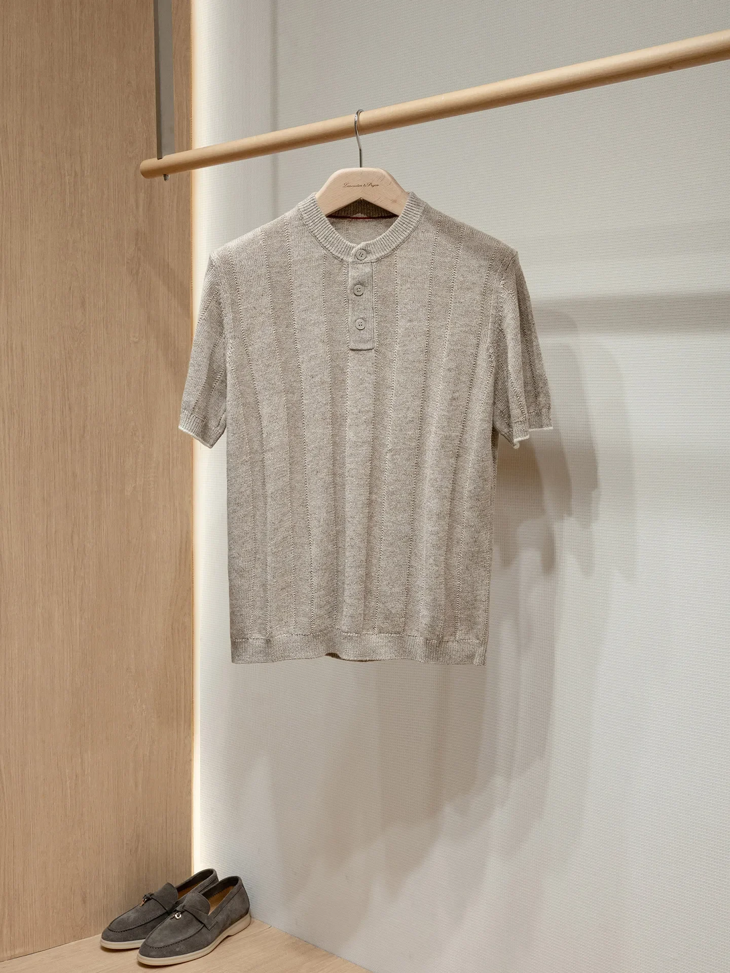 

[Limited-time offer] Original custom yarn, gold cotton linen old money men's Henry collar short-sleeved T-shirt
