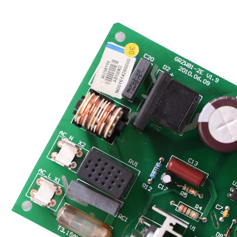 Novità per il circuito del computer di bordo del condizionatore d'aria 30258110   Z814B