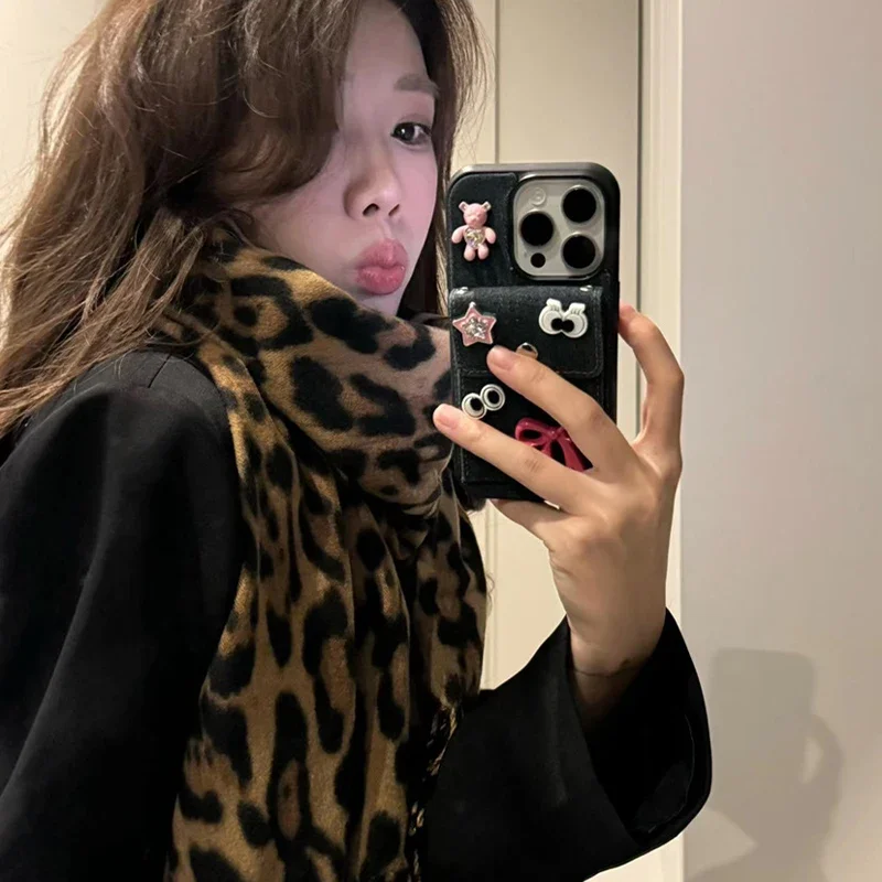 Leopard Tassel Scarf Female Retro Winter Thickened Warm Shawl Embroidered Label Classic Y2K Korean Gothic Scarf Nightclub Party