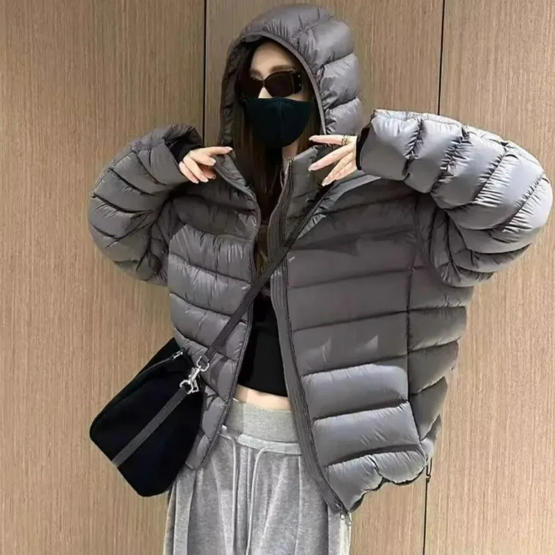 Winter New Collection Women's Clothing: Loose Short Light Warm Cotton-padded Jacket Hooded Coat Large-sized Cotton-padded Jacket