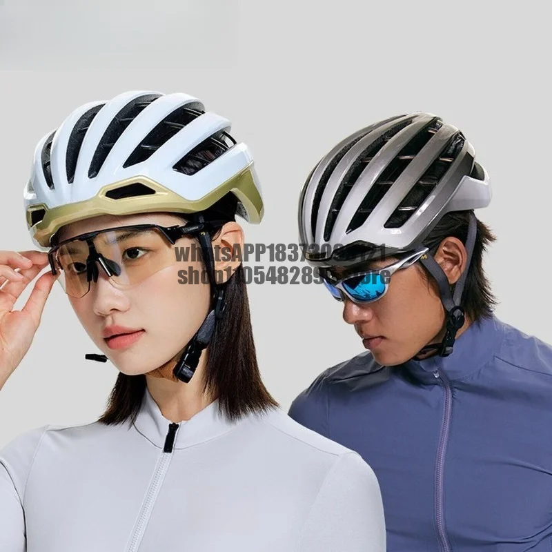 Cycling Helmet Pneumatic Cooling Lightweight Hard Hat Bicycle Highway Mountain Men's and Women's Breaking Wind