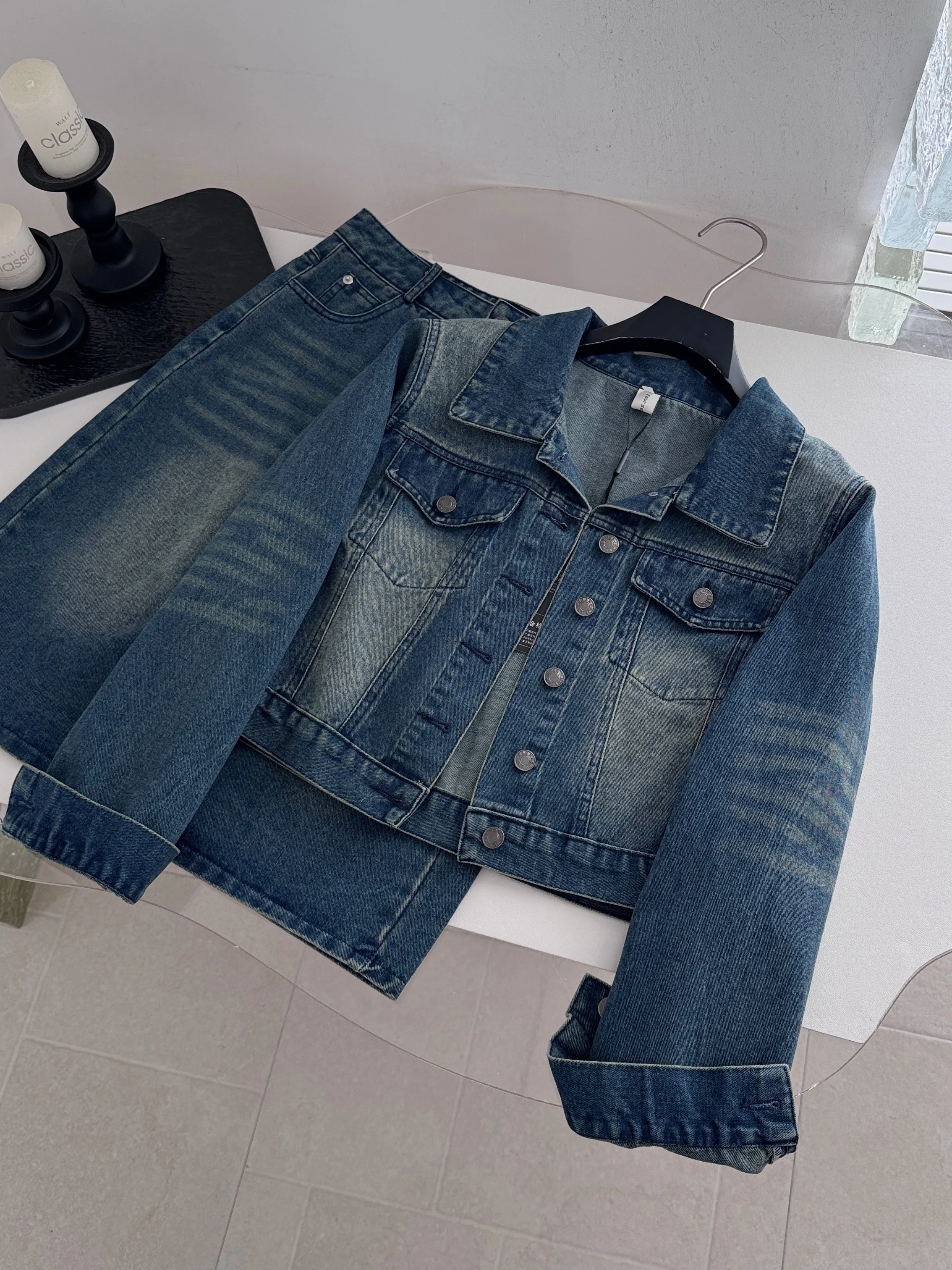 Retro Denim Style Women's Two-Piece Set Casual Crafted Jacket High Waist  Skirt Fashionable Autumn Outfit