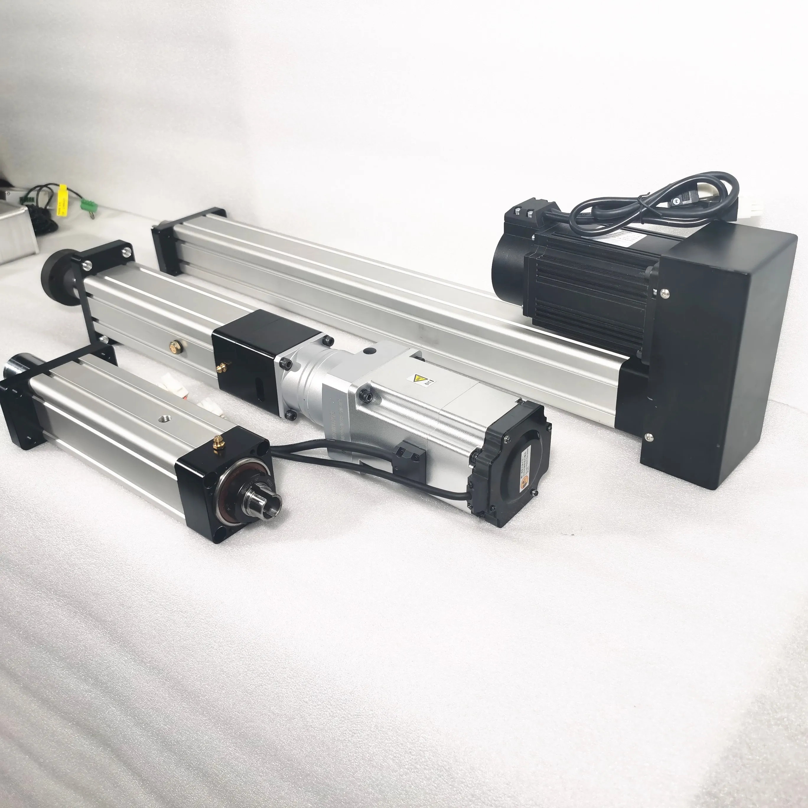 

Industrial Cylinder Walking Foot and Servo Motor Electric Cylinder Servo