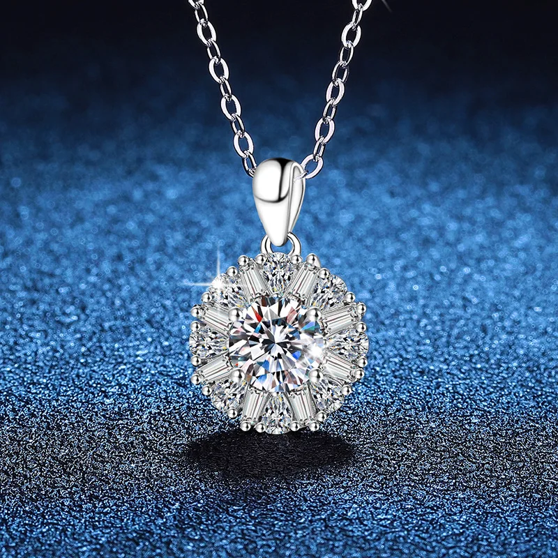 

100% 1 Carat Moissanite Pendant Necklace for Women Party 925 Sterling Silver Diamond Sunflower Necklaces Fine Jewelry Gift
