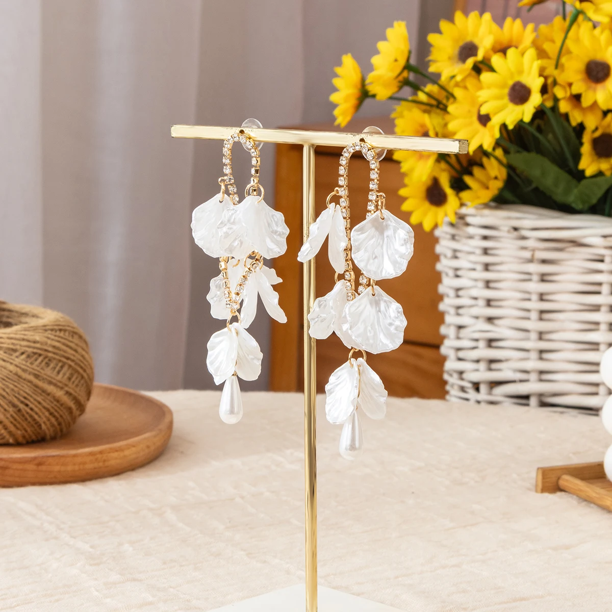 

Gorgeous Elegant Shell Pendant Earrings, Unique Dangle Design Exquisite High-End for Vacation Party Perfect Gift