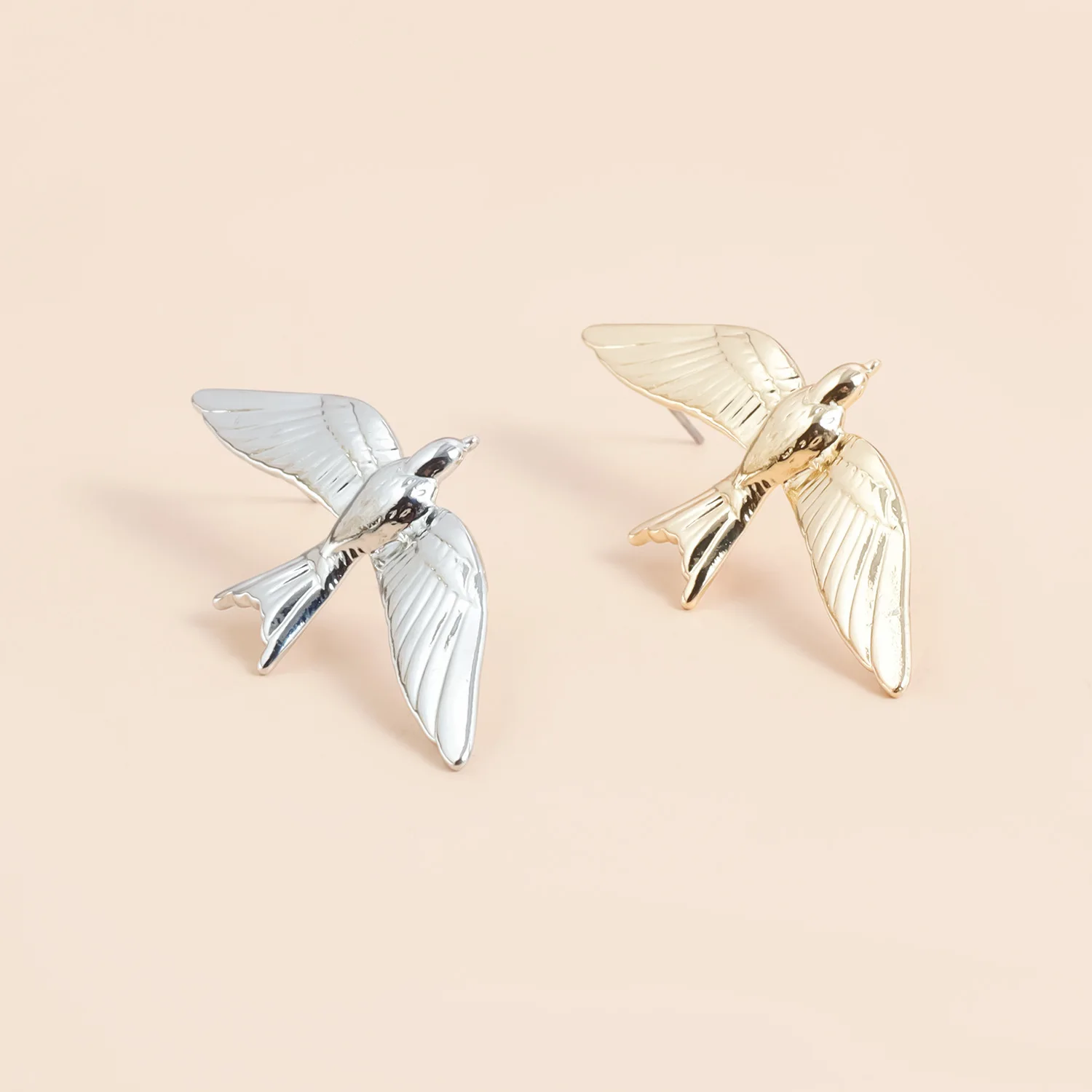 Cross border jewelry fashion spicy girl sexy style daily accessories earrings retro metal bird earrings for women