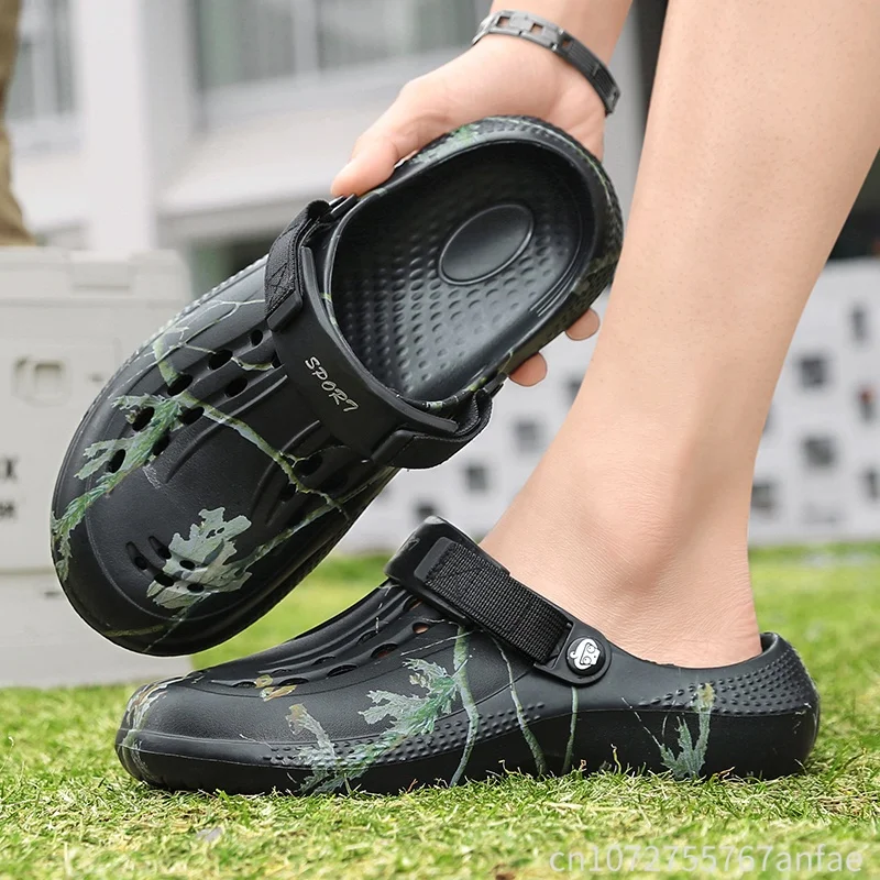 

Outdoor Men Clogs Sandals Summer Beach Slippers Garden Shoes EVA material Mens Casual Shoes Flat Sandals Plus Size 46 47