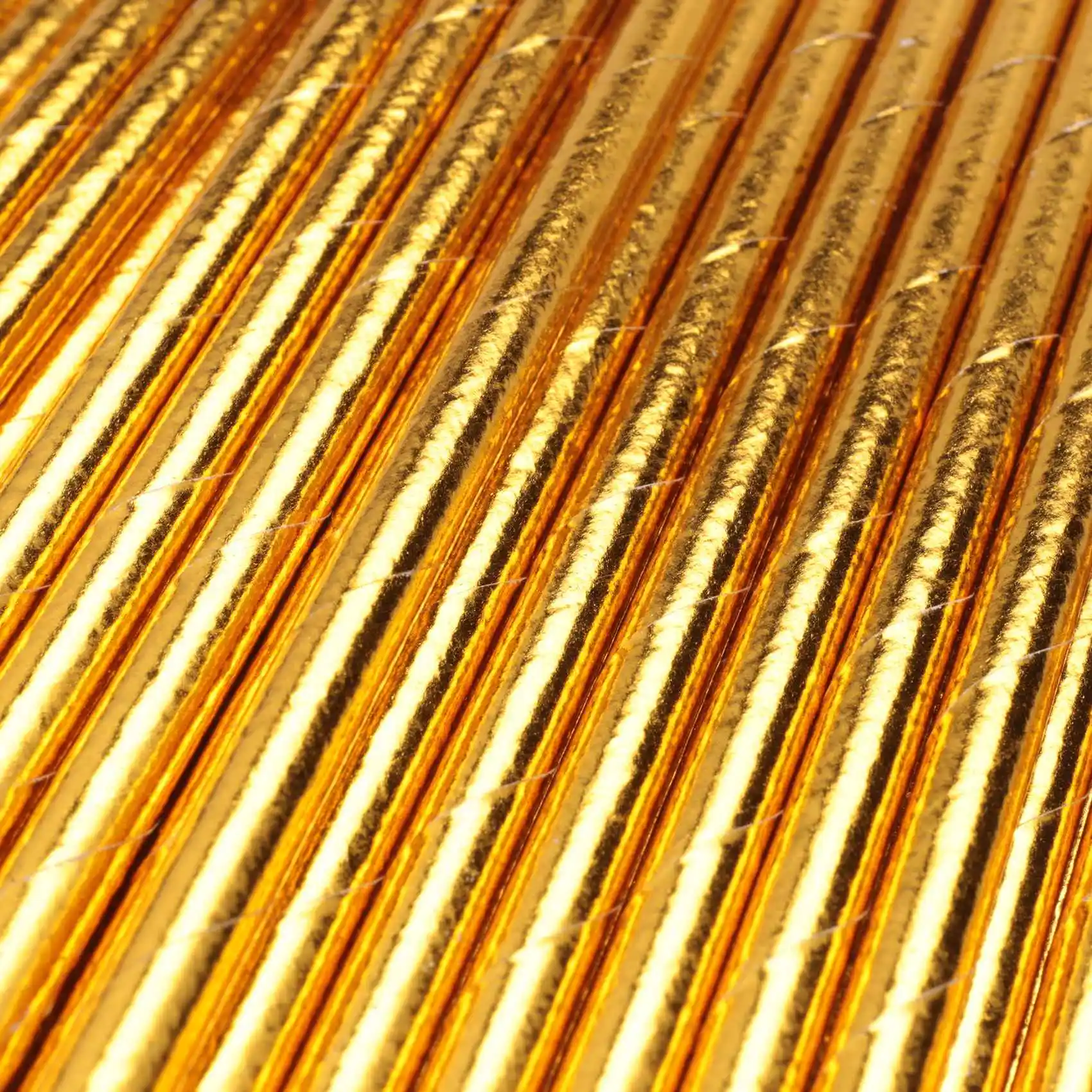 شفاطات ورقية من رقائق الذهب من BAAG، شفاطات للشرب للحفلات للاستعمال مرة واحدة، عبوة مكونة من 200 احتفالات للعطلات