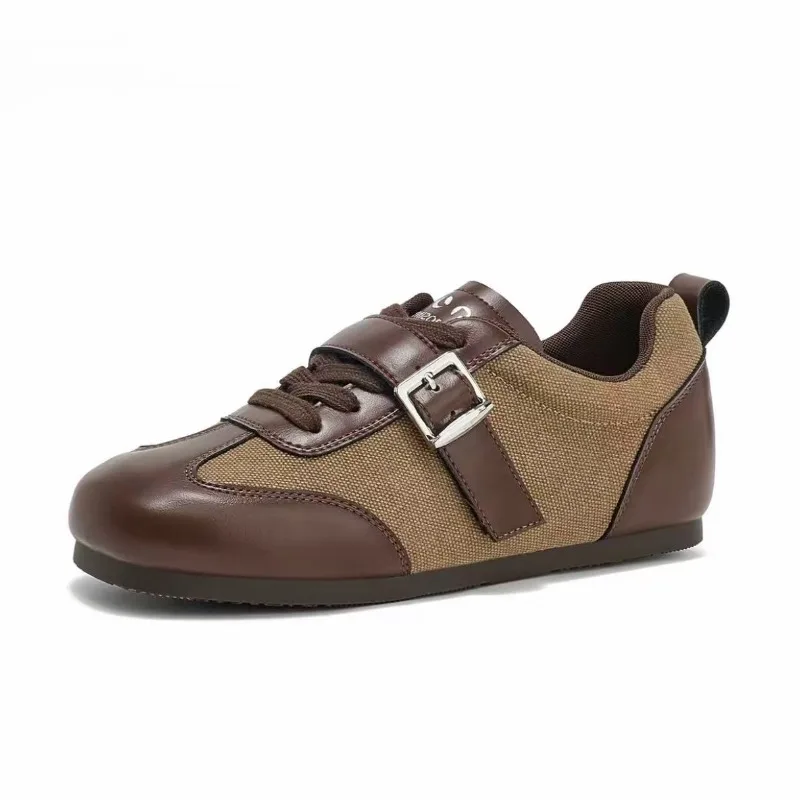 Spring and Autumn Women's Color Blocking Vintage Comfortable Sneakers 2026 New Women Fashionable Shallow Mouth Vulcanized Shoes