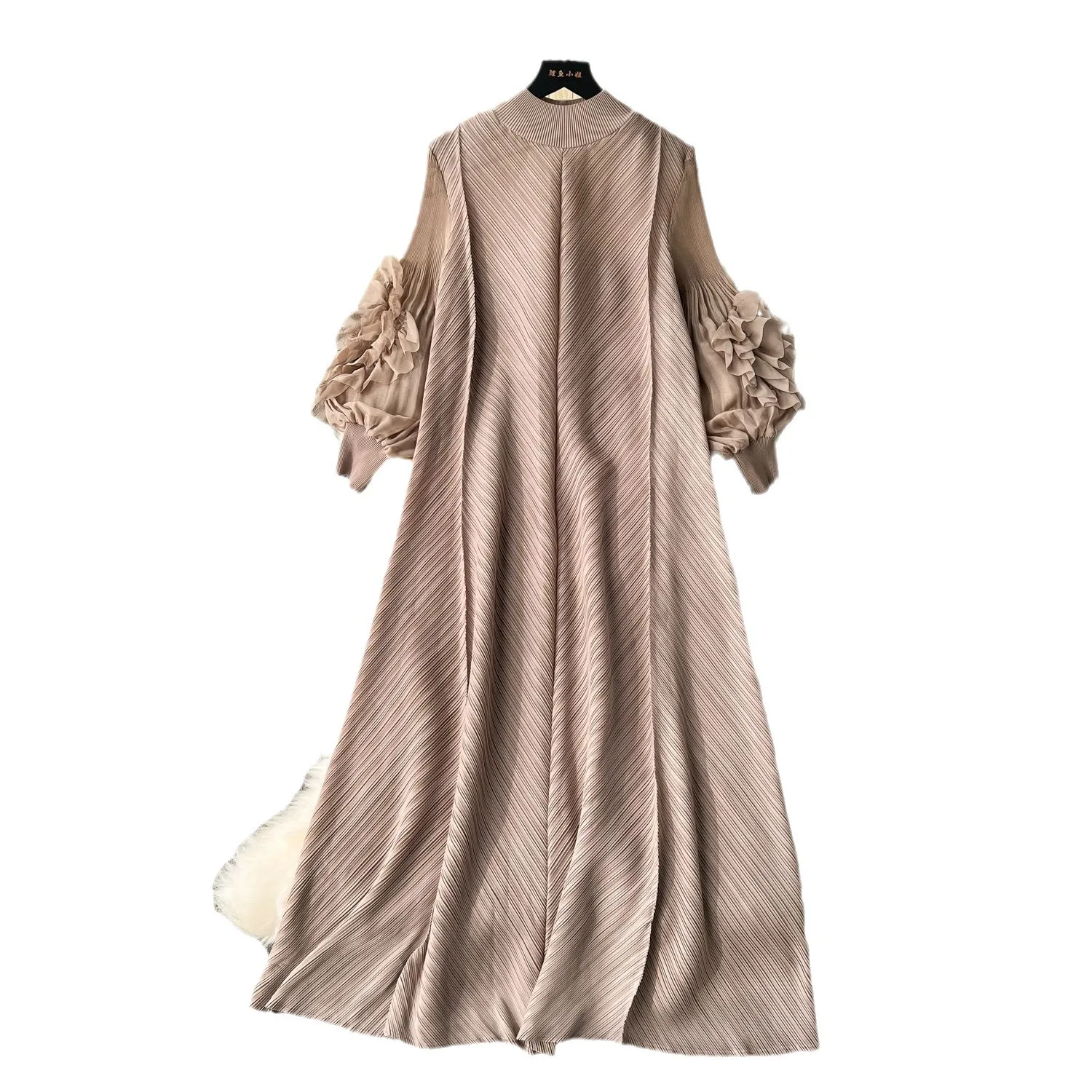 فستان نسائي أنيق خفيف الوزن بنمط ناضج ثلاثي الأبعاد على شكل زهرة فضفاضة ورقيقة فستان طويل