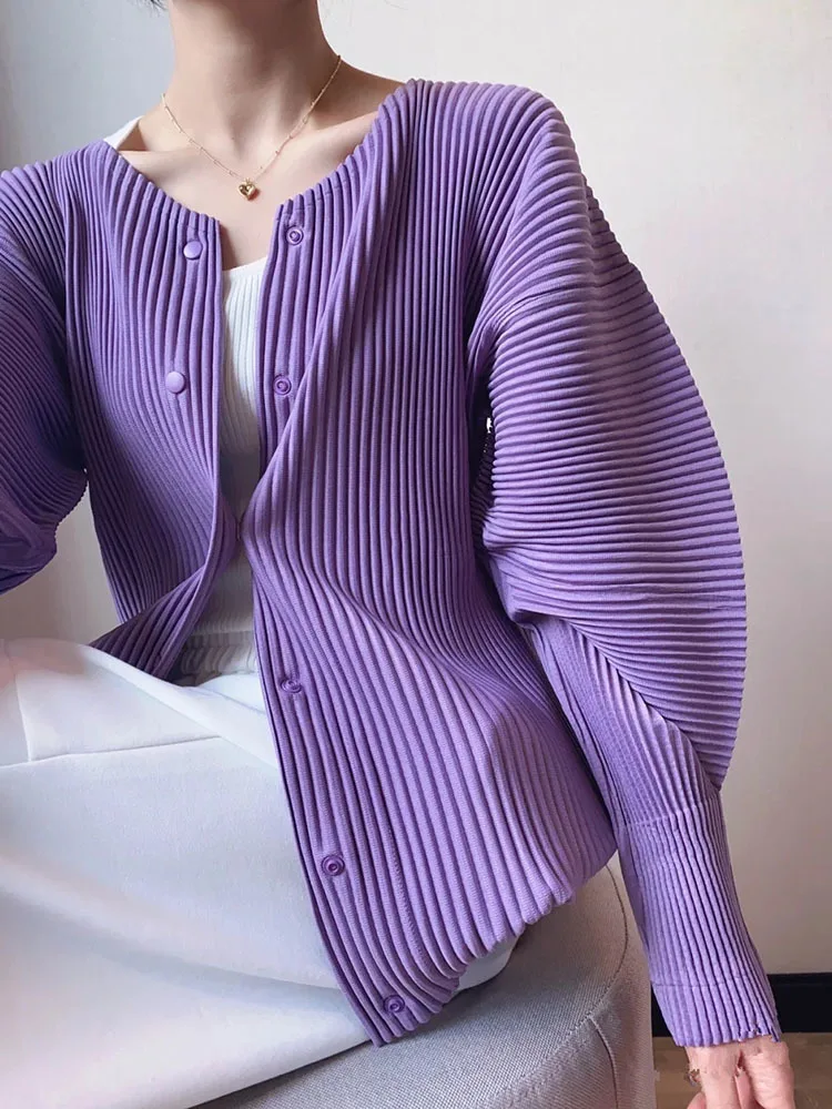 LANMREM Purple Pleated Shirt Loose Minority Buttoned Long Sleeves Round Neck Women\'s Fashion Clothing 2024 Spring New 2R3429