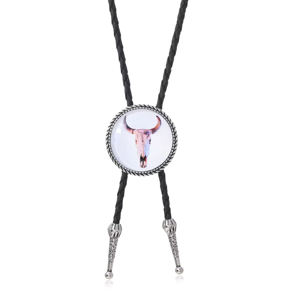 New Western Cowboy Bull Head Bolo Tie for Men and Women Vintage Alloy Long Leather Necktie Sweater Chain Accessory Gifts