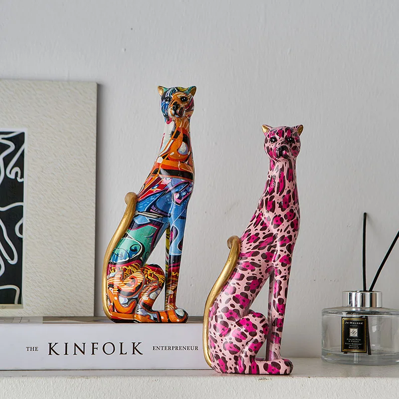European Style Painted Leopard Sculpture Ornaments Abstract Art Animal Crafts Living Room Office Bookcase Leopard Ornaments  New