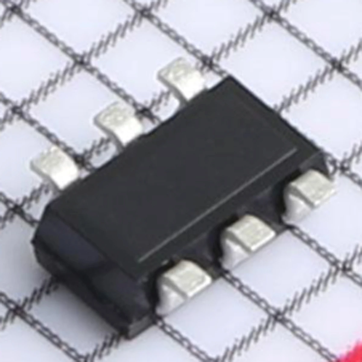10PCS original Marking 30 LED Driver Automotive AEC-Q101 SC-74-6 BCR320UE6327 linear constant current 25V 16V 1-channel BCR320U