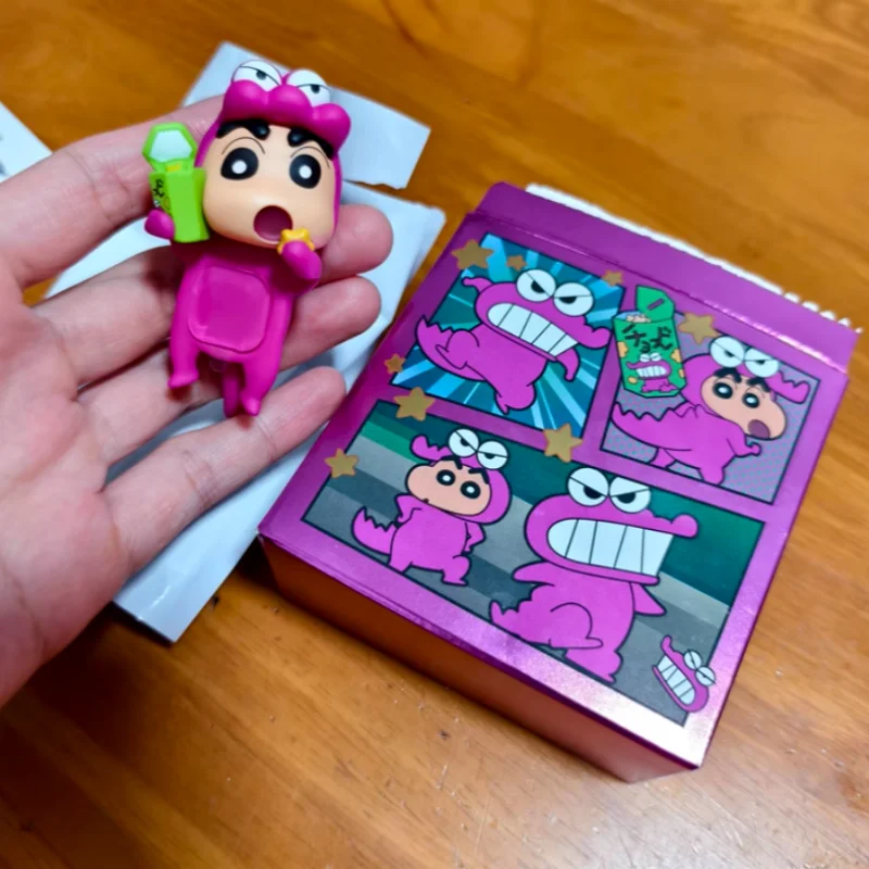 52 لعبة الأصلي تلوين شين تشان Kawaii أرقام صناديق أعمى اللعب أنيمي نموذج الهاتف المحمول وشاشة الكمبيوتر سيارة حلية اللعب