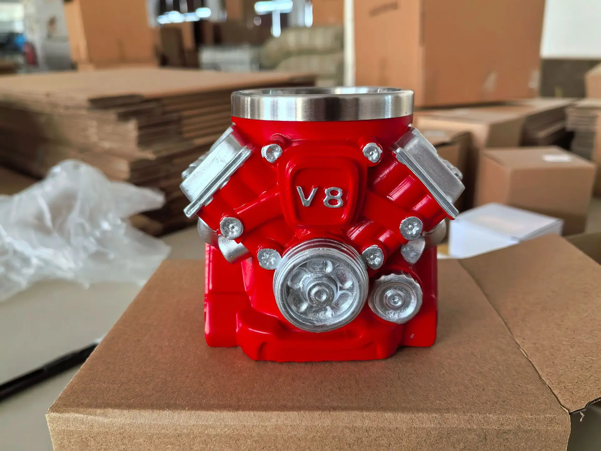 Cross Border New V8 Engine Design Stainless Steel 3D Mug Resin Craft Cup Creative Automotive Theme Drinkware Coffee Cup