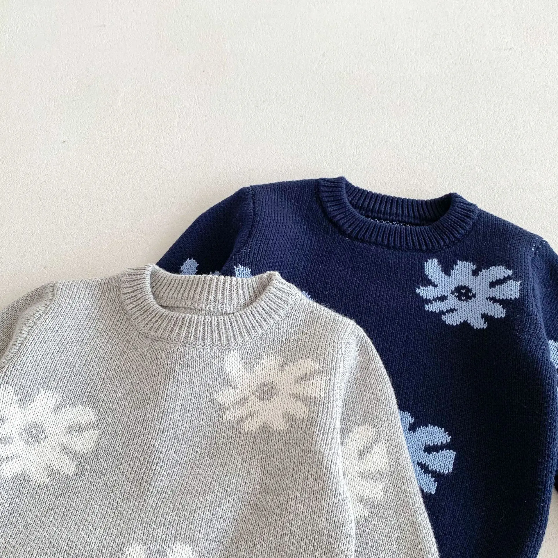 Children's clothing 2024 autumn and winter new arrival 1-8 year boys and girls flower jacquard pullover sweater knitted sweater