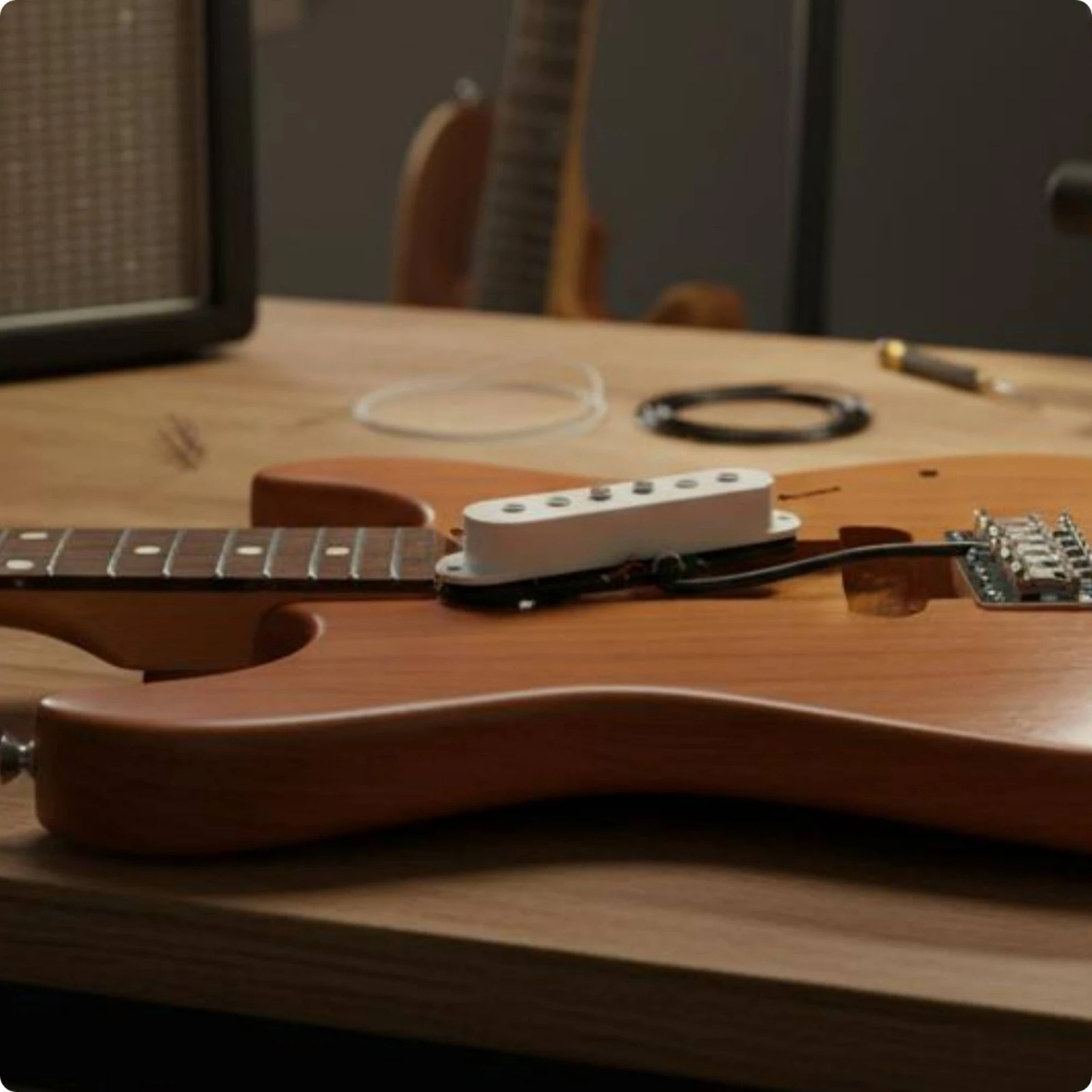 Stacked Single Coil Pickup Quiet Sound ST-Shaped Design Pickup for Repair