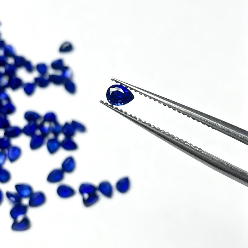 Laborgezüchteter Saphir, Birnenförmiger Schliff, Königsblau, kleine Akzentsteine, lose Edelsteine für Schmuckfassungen, DIY-Herstellung – Detail 3