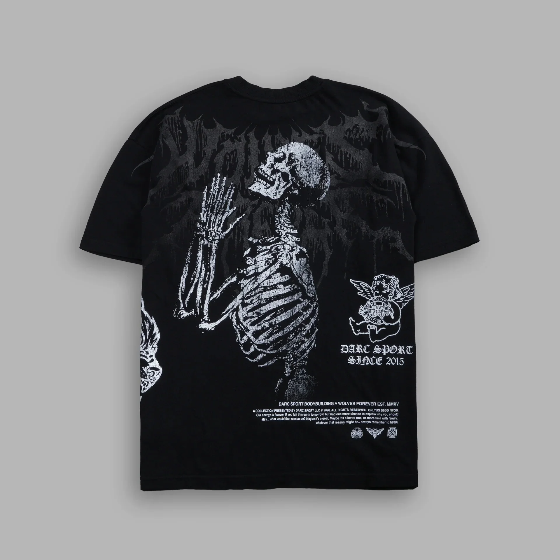 2026 New Men's Gothic T-Shirt Praying Skeleton Print Oversized Streetwear Tee Cotton Casual Short Sleeve Fitness Shirts Tops