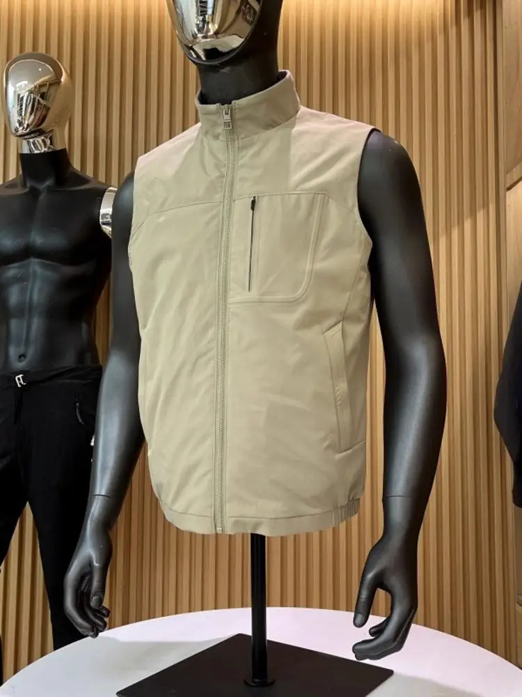 

Итальянский люксовый мужской деловой повседневный жилет для активного отдыха, новая осенняя коллекция, высококачественный, с декоративной молнией, не требует глажки, полиэстер