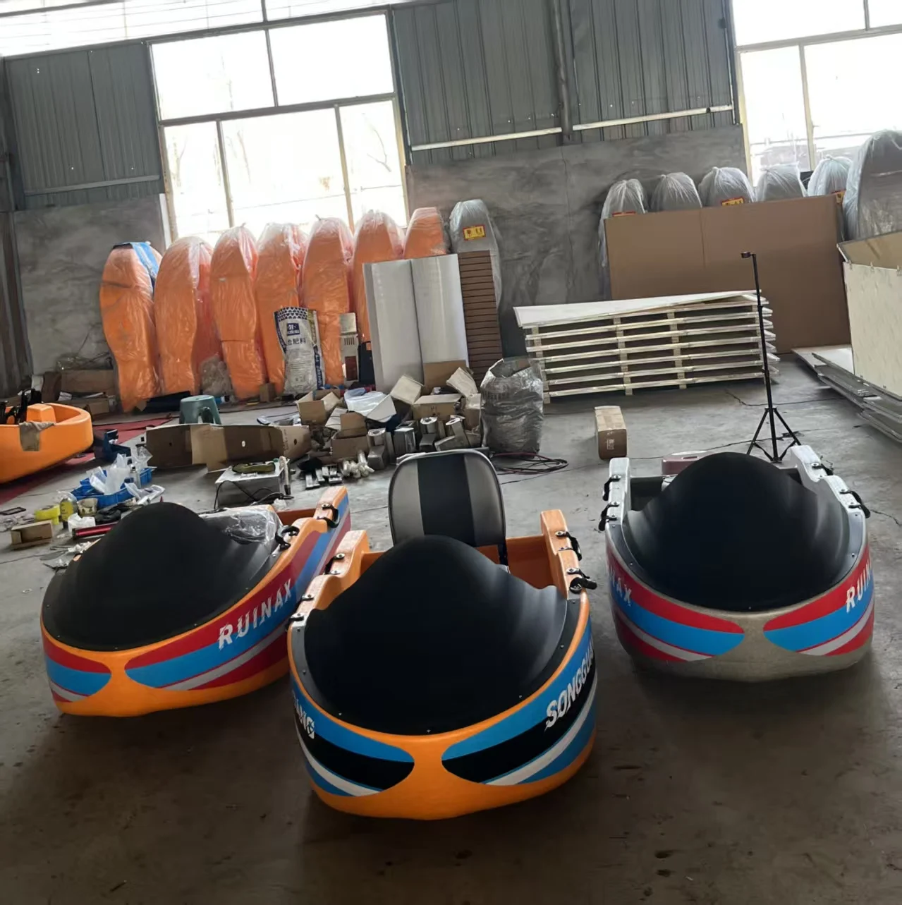 Factory Wholesale High Quality Sea Water Sports Entertainment High Speed Motorboats EPP Electric Karting Boat Portable 1 Piece
