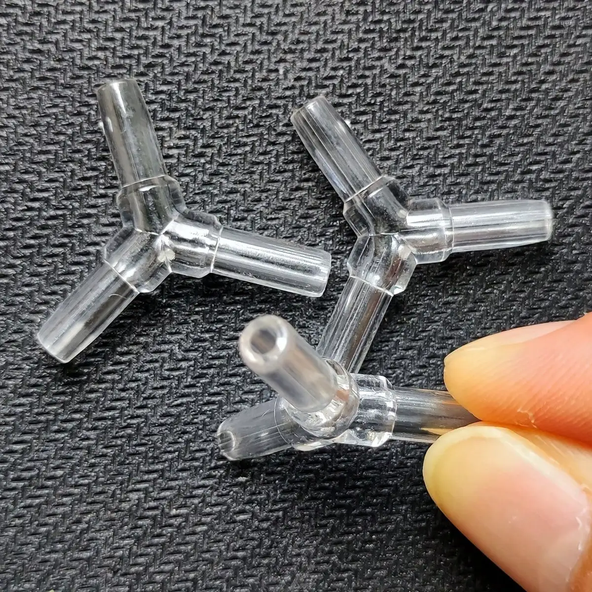 10 Stück 4 mm transparente Kunststoff-Aquarium-„Y“-3-Wege-Luftleitungsverbinder, langlebig, einfach zu installieren für Belüftungssysteme – Detail 4