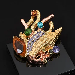 Vintage Barouque Unique Conch Brooch High Grade Accessories Fashion Marine Organism Pins for Women Men Banquet Suit Badges