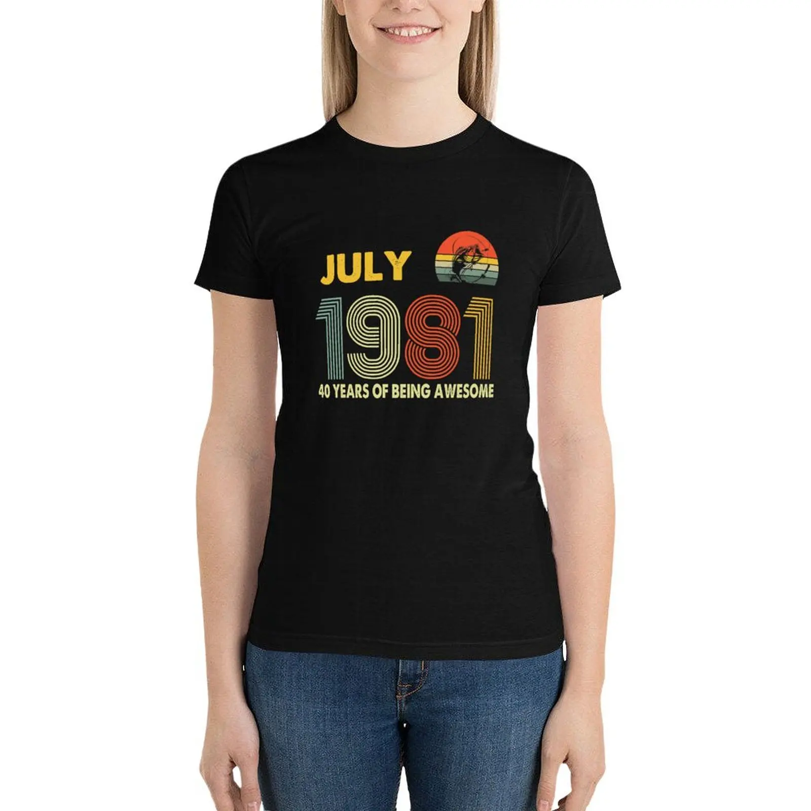 

Vintage July 81 Funny 40th Birthday 40 Years Old Fishing T-Shirt new edition Short sleeve tee Woman clothes