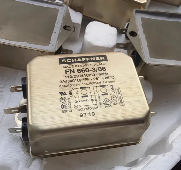 

1PCS/LOT SCHAFFNER FILTER FN660-3/06 FN660-3 06 110/250VAC 50-60HZ 3A
