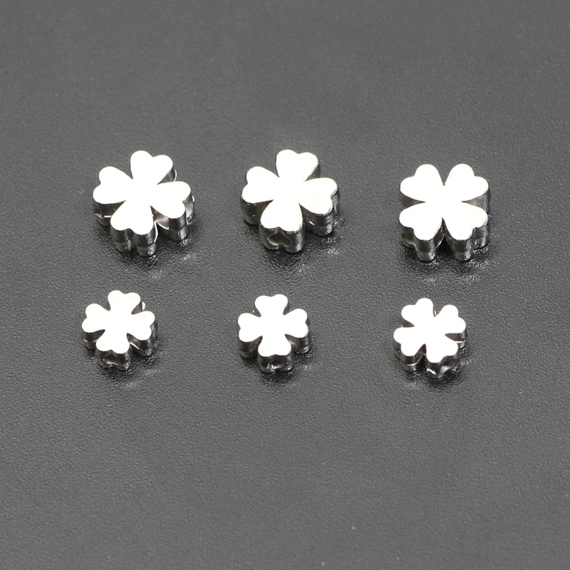 50/100 pz 6/8mm colore argento plastica CCB perline quattro foglie trifoglio distanziatore perline per gioielli che fanno trovare braccialetto accessori fai da te