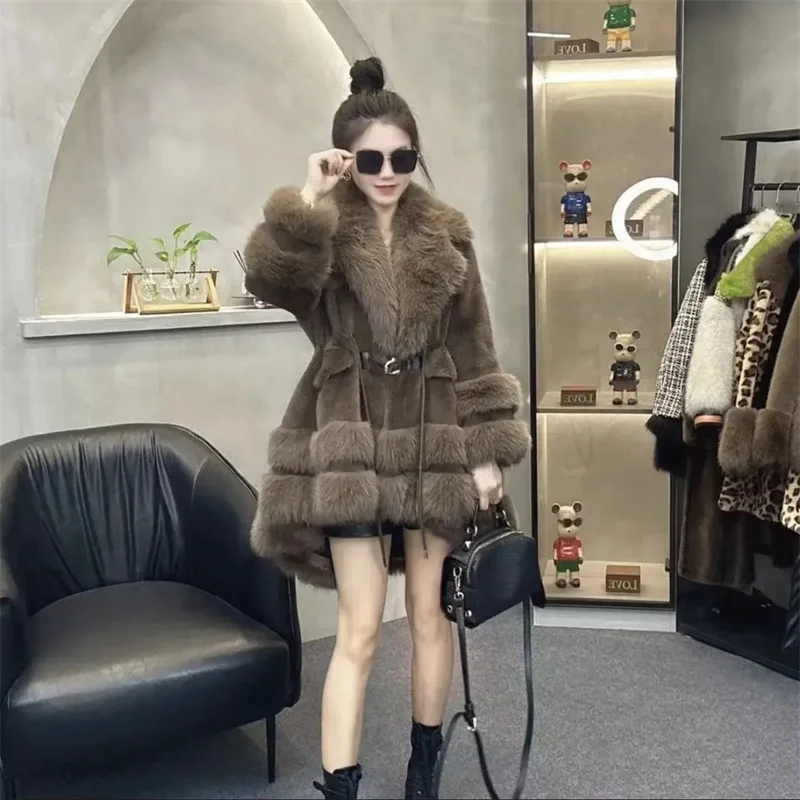 Women\'s Woolen Coat 2023 New Fashion Network Red Same Designer Style French High Waist Thick Style Temperament Fashion Fur Coat