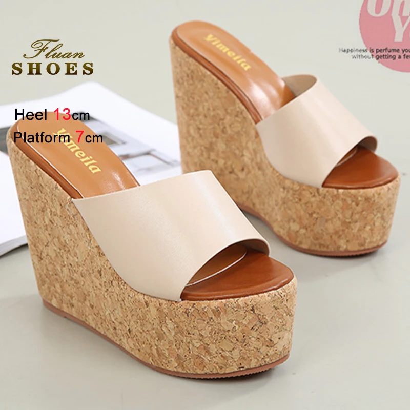 

Новинка 2023 года, женские тапочки на высоком каблуке 13 см, платформе 7 см, шлепанцы без шнуровки, пляжная обувь на танкетке, шлепанцы, уличные повседневные женские шлепанцы