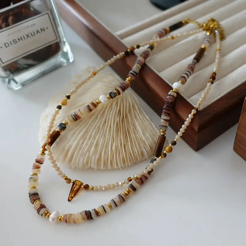 

New Vintage Chip Shell Stone Necklace Handmade Classic Stone Bead Necklace For Women Party Jewelry Gift